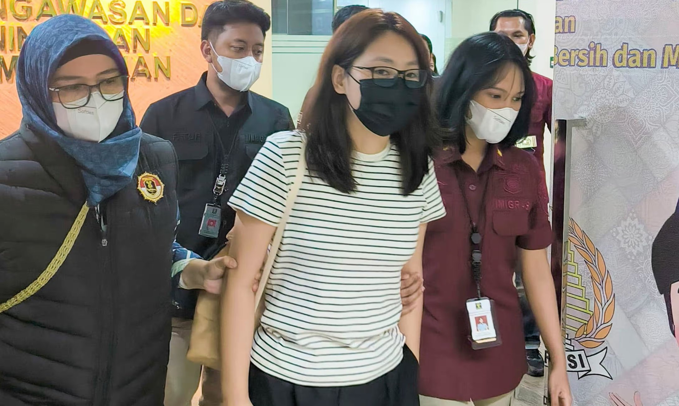 Dismissed Bamban mayor Alice Guo arrives in the Philippines after arrest in Indonesia